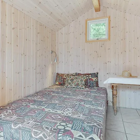 8 Person In * Ålbæk