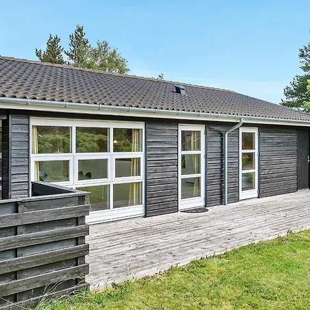 4 Star In Ålbæk